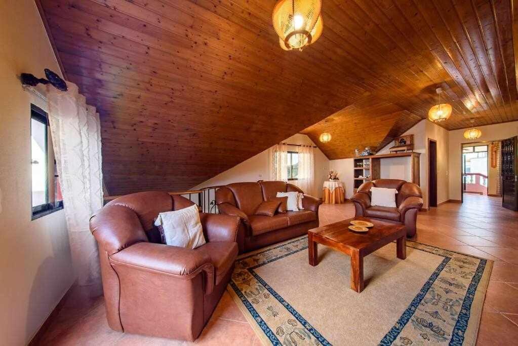 Lombo Cesteiro Guesthouse Tabua  Ngoại thất bức ảnh