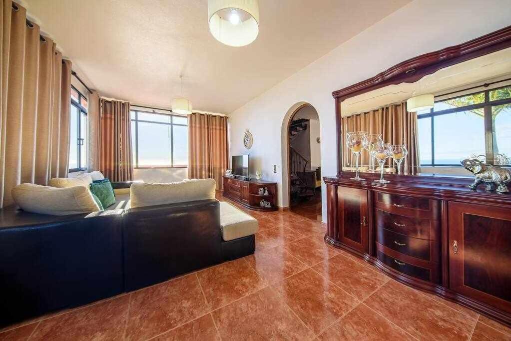 Lombo Cesteiro Guesthouse Tabua  Ngoại thất bức ảnh
